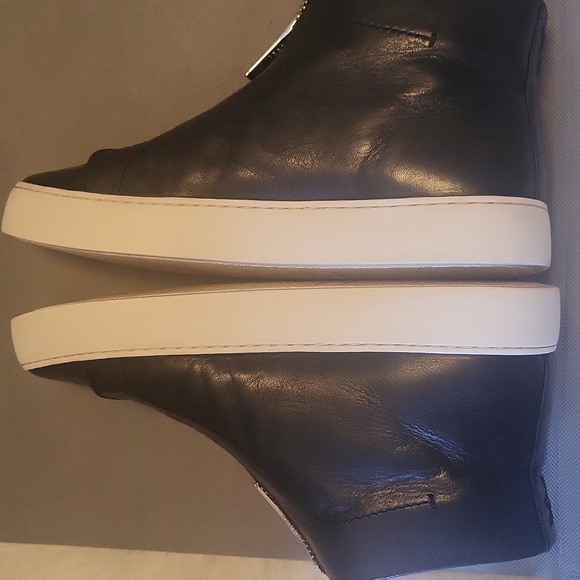 FRYE Black Leather HIGH-TOP Sneakers WO's 8.5 EUC - Picture 7 of 10